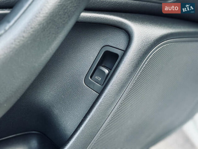 Білий Ауді А6, об'ємом двигуна 1.98 л та пробігом 270 тис. км за 12999 $, фото 22 на Automoto.ua