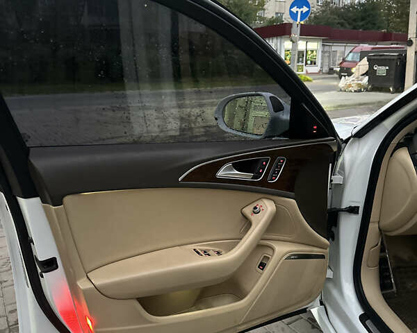 Білий Ауді А6, об'ємом двигуна 3 л та пробігом 185 тис. км за 13700 $, фото 11 на Automoto.ua