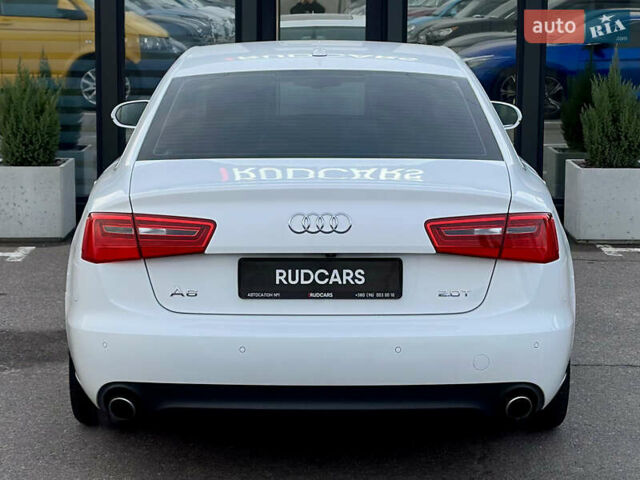 Білий Ауді А6, об'ємом двигуна 1.98 л та пробігом 270 тис. км за 12999 $, фото 4 на Automoto.ua
