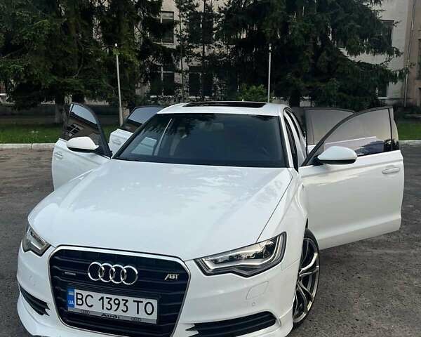 Белый Ауди А6, объемом двигателя 3 л и пробегом 130 тыс. км за 17000 $, фото 3 на Automoto.ua