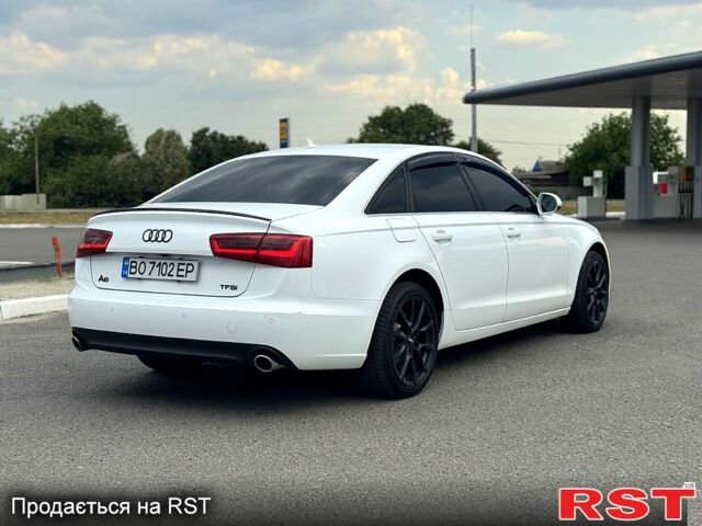 Белый Ауди А6, объемом двигателя 2 л и пробегом 206 тыс. км за 13800 $, фото 2 на Automoto.ua