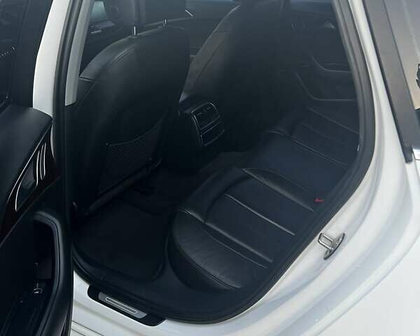 Белый Ауди А6, объемом двигателя 3 л и пробегом 130 тыс. км за 17000 $, фото 6 на Automoto.ua