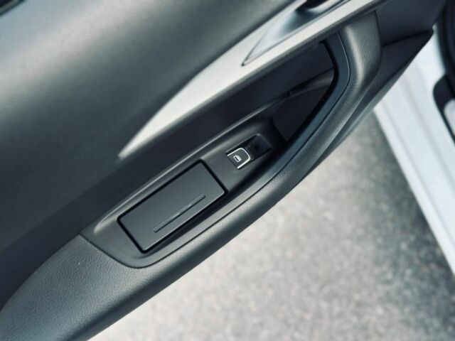 Белый Ауди А6, объемом двигателя 2 л и пробегом 270 тыс. км за 12999 $, фото 14 на Automoto.ua