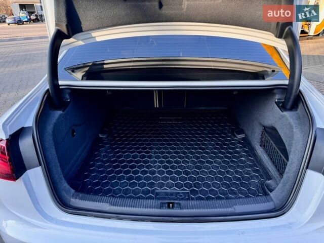 Білий Ауді А6, об'ємом двигуна 3 л та пробігом 266 тис. км за 13900 $, фото 15 на Automoto.ua