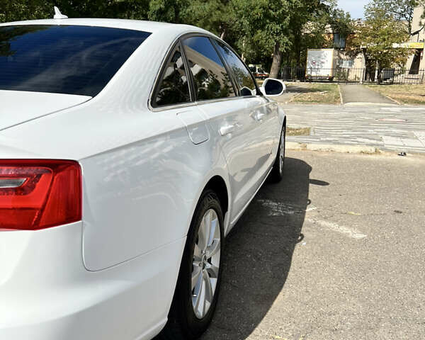 Білий Ауді А6, об'ємом двигуна 2 л та пробігом 276 тис. км за 14000 $, фото 28 на Automoto.ua