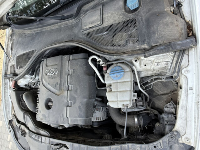 Білий Ауді А6, об'ємом двигуна 2 л та пробігом 254 тис. км за 13900 $, фото 67 на Automoto.ua