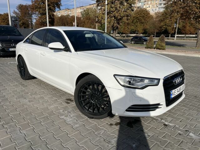 Белый Ауди А6, объемом двигателя 2 л и пробегом 240 тыс. км за 15900 $, фото 15 на Automoto.ua