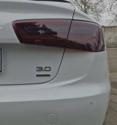 Білий Ауді А6, об'ємом двигуна 3 л та пробігом 180 тис. км за 13200 $, фото 11 на Automoto.ua