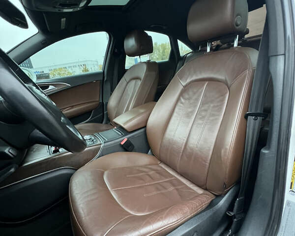 Білий Ауді А6, об'ємом двигуна 3 л та пробігом 254 тис. км за 12800 $, фото 26 на Automoto.ua