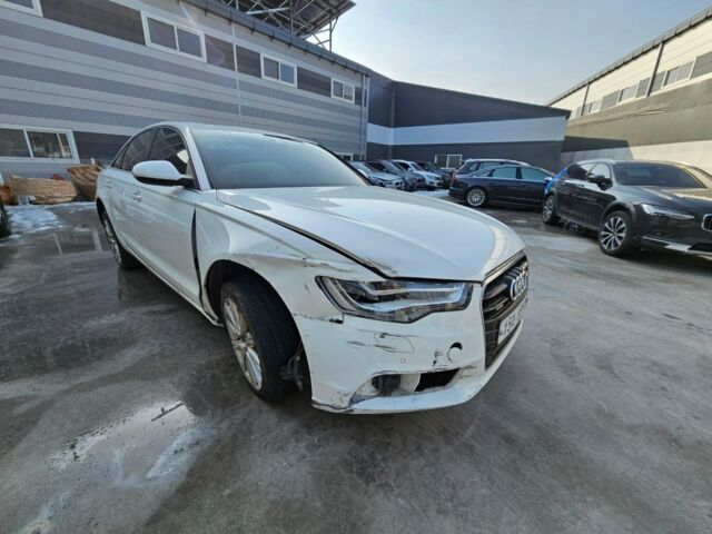Білий Ауді А6, об'ємом двигуна 3 л та пробігом 188 тис. км за 12900 $, фото 7 на Automoto.ua