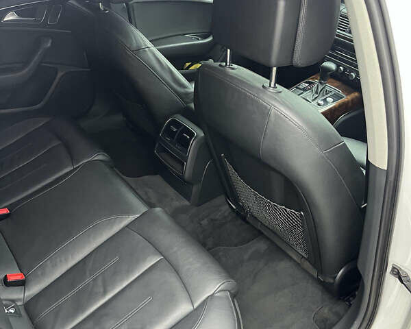 Белый Ауди А6, объемом двигателя 3 л и пробегом 198 тыс. км за 15800 $, фото 4 на Automoto.ua