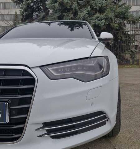 Білий Ауді А6, об'ємом двигуна 3 л та пробігом 180 тис. км за 13200 $, фото 1 на Automoto.ua