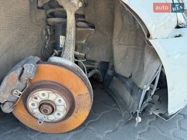Белый Ауди А6, объемом двигателя 3 л и пробегом 188 тыс. км за 12400 $, фото 8 на Automoto.ua
