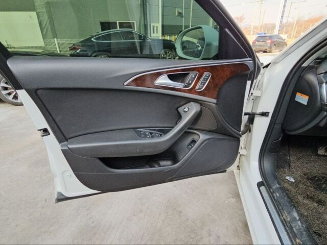 Білий Ауді А6, об'ємом двигуна 3 л та пробігом 188 тис. км за 12900 $, фото 28 на Automoto.ua