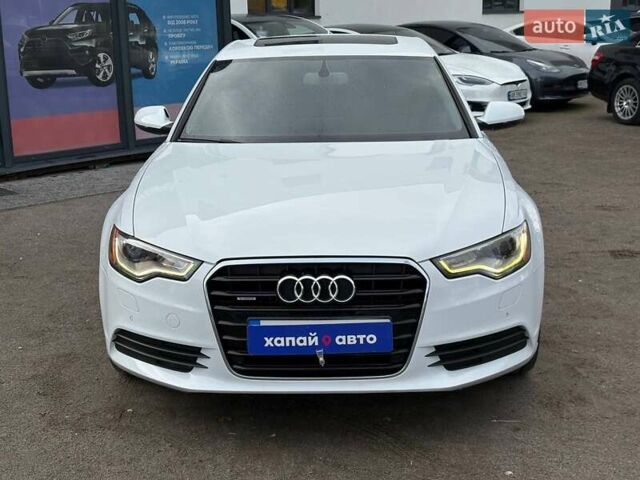 Белый Ауди А6, объемом двигателя 1.98 л и пробегом 246 тыс. км за 14000 $, фото 1 на Automoto.ua