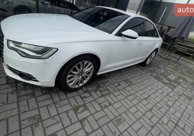 Ауди А6 2013 в Львове на Automoto.ua Белый Ауди А6, объемом двигателя 3 л и пробегом 250 тыс. км за 16100 $, фото 4 на Automoto.ua