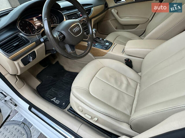 Белый Ауди А6, объемом двигателя 1.98 л и пробегом 230 тыс. км за 13200 $, фото 12 на Automoto.ua