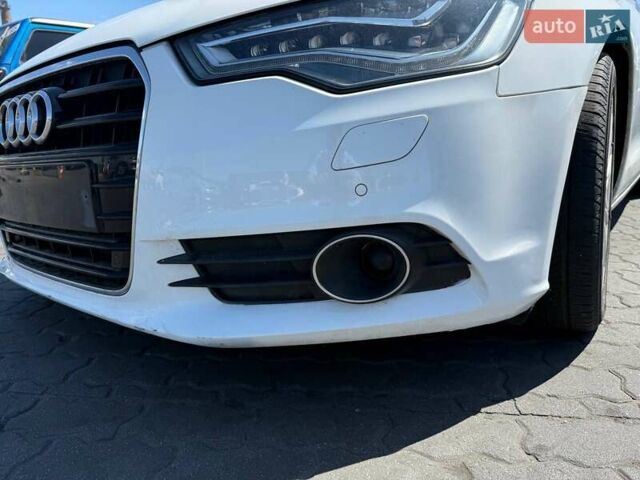 Белый Ауди А6, объемом двигателя 3 л и пробегом 188 тыс. км за 12400 $, фото 2 на Automoto.ua
