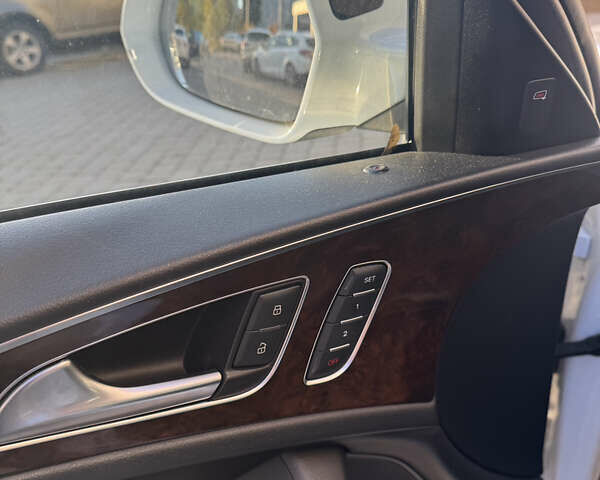 Белый Ауди А6, объемом двигателя 1.98 л и пробегом 178 тыс. км за 14000 $, фото 8 на Automoto.ua