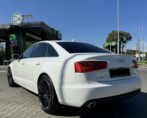 Білий Ауді А6, об'ємом двигуна 3 л та пробігом 196 тис. км за 17000 $, фото 1 на Automoto.ua