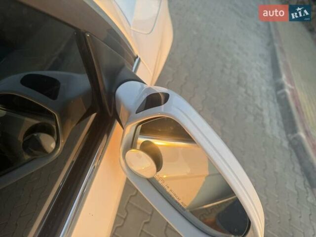 Білий Ауді А6, об'ємом двигуна 1.98 л та пробігом 264 тис. км за 12700 $, фото 13 на Automoto.ua