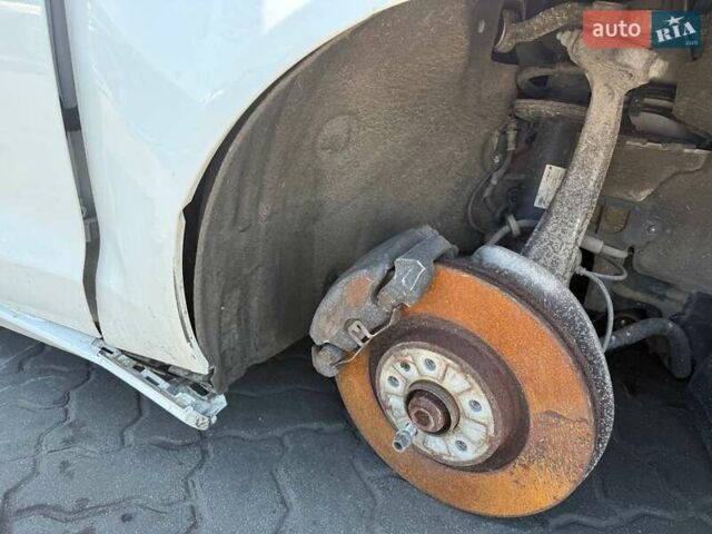 Белый Ауди А6, объемом двигателя 3 л и пробегом 188 тыс. км за 12400 $, фото 7 на Automoto.ua