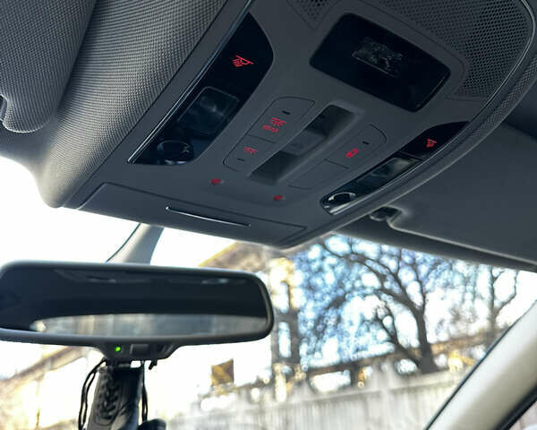 Белый Ауди А6, объемом двигателя 1.97 л и пробегом 136 тыс. км за 18500 $, фото 15 на Automoto.ua