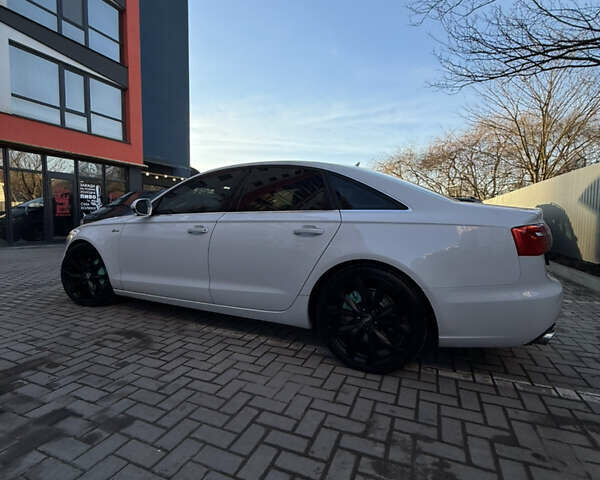 Белый Ауди А6, объемом двигателя 3 л и пробегом 290 тыс. км за 11500 $, фото 4 на Automoto.ua