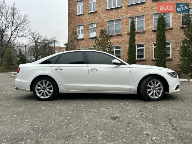Білий Ауді А6, об'ємом двигуна 3 л та пробігом 235 тис. км за 13500 $, фото 3 на Automoto.ua