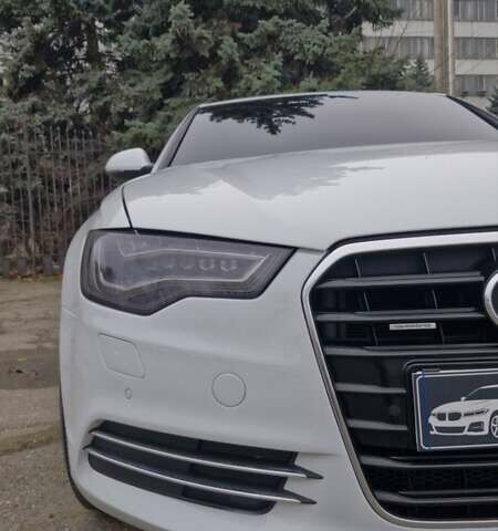 Білий Ауді А6, об'ємом двигуна 3 л та пробігом 180 тис. км за 13200 $, фото 2 на Automoto.ua