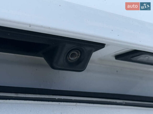 Білий Ауді А6, об'ємом двигуна 2 л та пробігом 135 тис. км за 12950 $, фото 28 на Automoto.ua