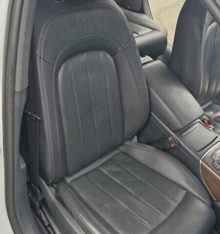 Білий Ауді А6, об'ємом двигуна 3 л та пробігом 180 тис. км за 13200 $, фото 31 на Automoto.ua