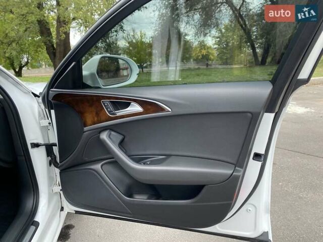 Ауди А6 2013 в Николаеве на Automoto.ua Белый Ауди А6, объемом двигателя 3 л и пробегом 134 тыс. км за 18000 $, фото 16 на Automoto.ua