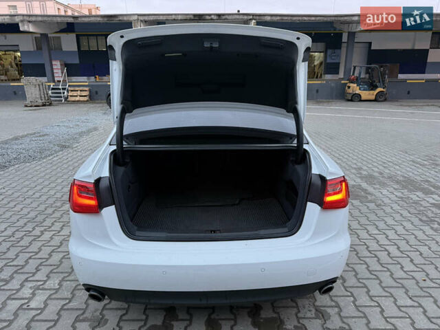 Білий Ауді А6, об'ємом двигуна 2 л та пробігом 135 тис. км за 12950 $, фото 44 на Automoto.ua