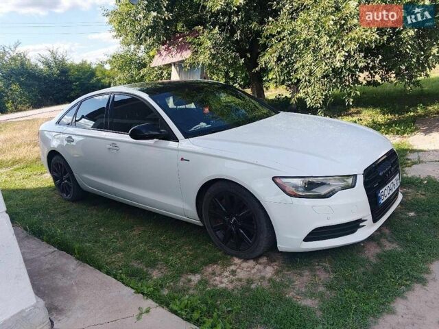 Білий Ауді А6, об'ємом двигуна 3 л та пробігом 270 тис. км за 13500 $, фото 2 на Automoto.ua