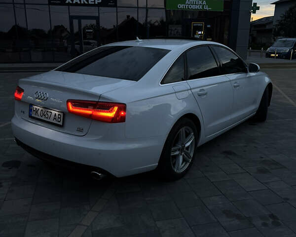 Белый Ауди А6, объемом двигателя 3 л и пробегом 198 тыс. км за 17800 $, фото 8 на Automoto.ua