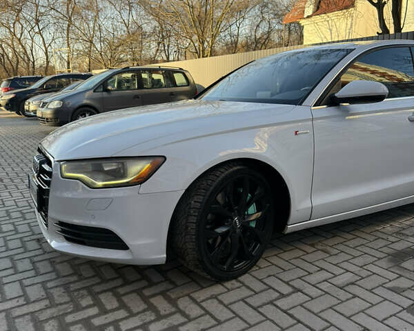 Белый Ауди А6, объемом двигателя 3 л и пробегом 290 тыс. км за 11500 $, фото 5 на Automoto.ua