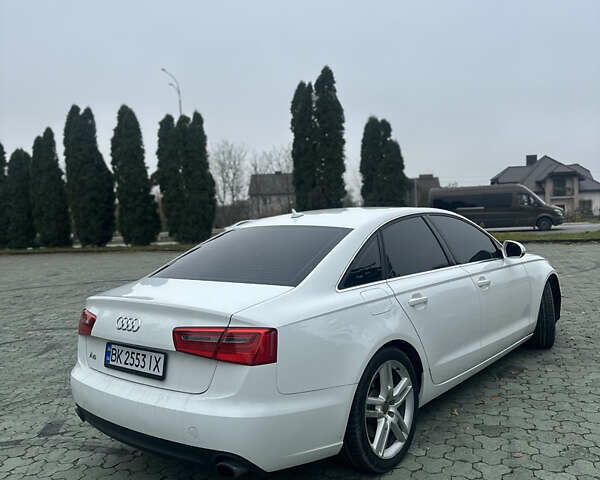 Білий Ауді А6, об'ємом двигуна 2 л та пробігом 121 тис. км за 14000 $, фото 9 на Automoto.ua