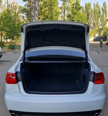 Белый Ауди А6, объемом двигателя 2 л и пробегом 221 тыс. км за 13500 $, фото 17 на Automoto.ua