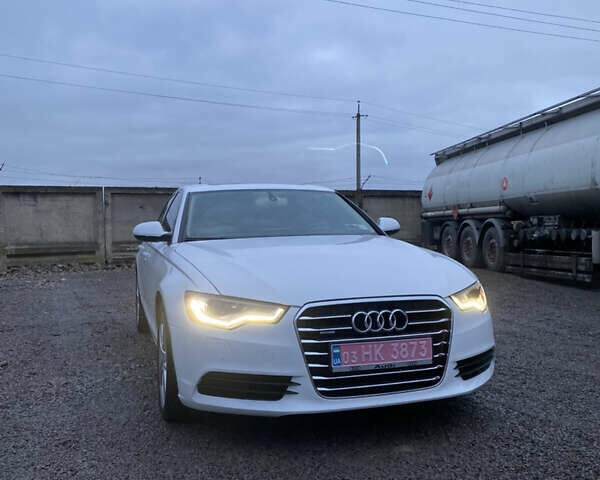 Білий Ауді А6, об'ємом двигуна 2 л та пробігом 235 тис. км за 13500 $, фото 1 на Automoto.ua