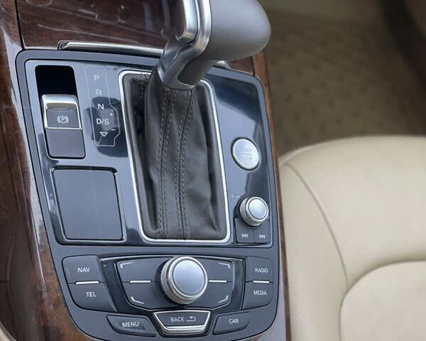 Белый Ауди А6, объемом двигателя 1.98 л и пробегом 260 тыс. км за 14000 $, фото 17 на Automoto.ua