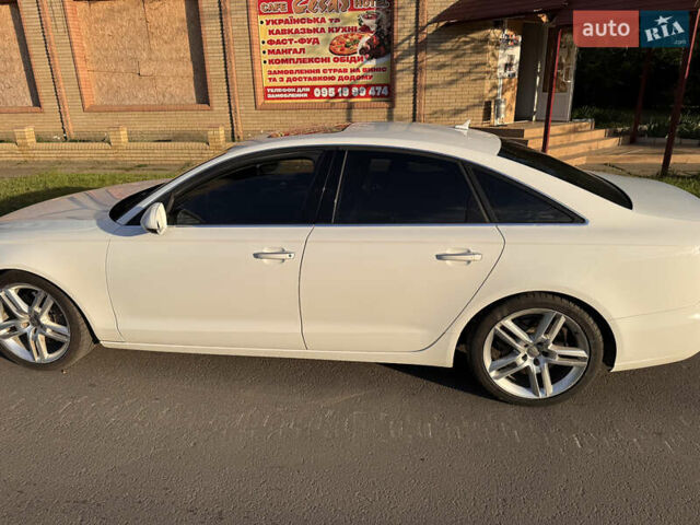 Белый Ауди А6, объемом двигателя 1.98 л и пробегом 202 тыс. км за 14000 $, фото 2 на Automoto.ua