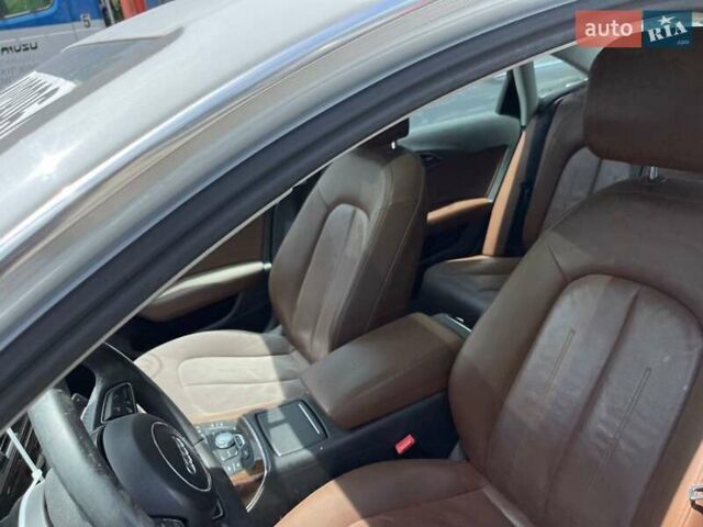 Ауді А6 2014 у Києві на Automoto.ua Білий Ауді А6, об'ємом двигуна 1.98 л та пробігом 192 тис. км за 15000 $, фото 33 на Automoto.ua