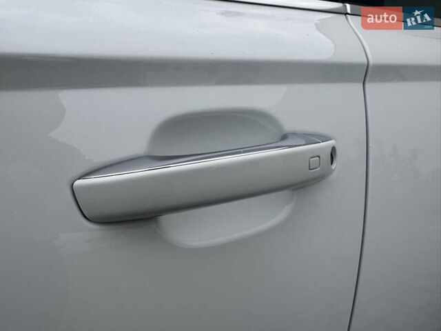 Белый Ауди А6, объемом двигателя 3 л и пробегом 119 тыс. км за 20900 $, фото 15 на Automoto.ua