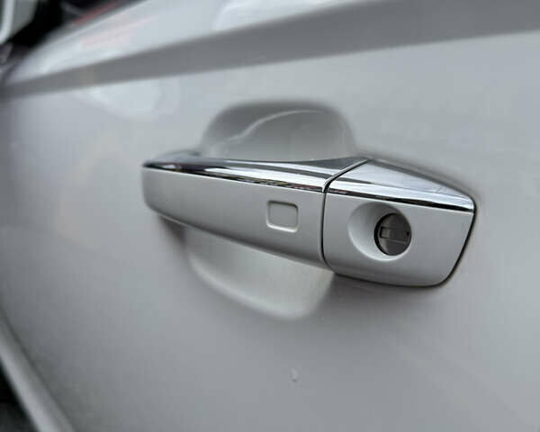 Білий Ауді А6, об'ємом двигуна 1.97 л та пробігом 188 тис. км за 16200 $, фото 35 на Automoto.ua