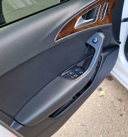 Білий Ауді А6, об'ємом двигуна 2 л та пробігом 221 тис. км за 13000 $, фото 18 на Automoto.ua