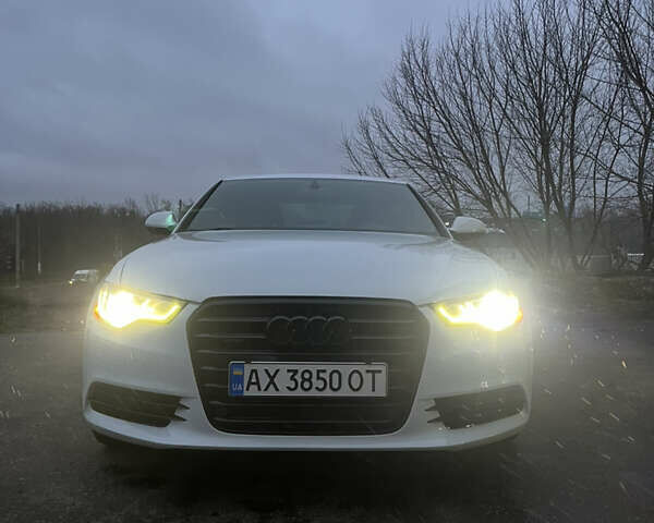 Білий Ауді А6, об'ємом двигуна 2 л та пробігом 114 тис. км за 17800 $, фото 4 на Automoto.ua