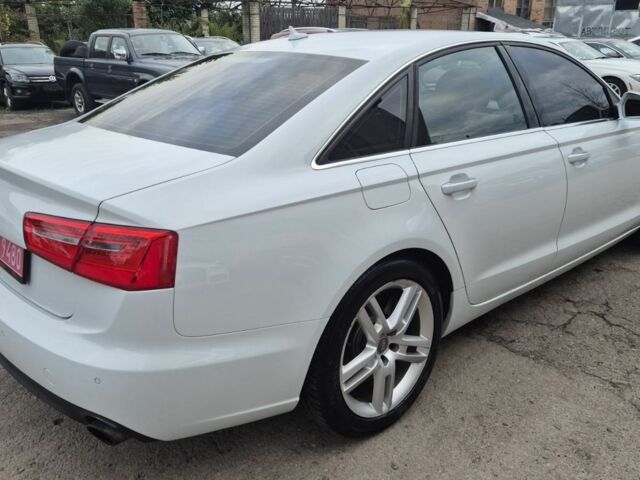 Білий Ауді А6, об'ємом двигуна 2 л та пробігом 182 тис. км за 13600 $, фото 3 на Automoto.ua