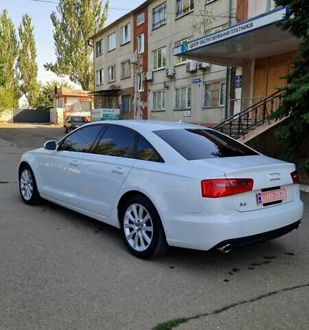 Белый Ауди А6, объемом двигателя 2 л и пробегом 221 тыс. км за 13500 $, фото 2 на Automoto.ua