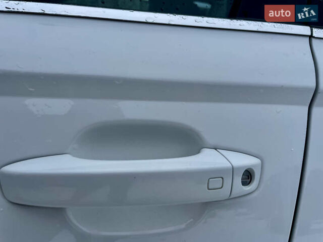 Білий Ауді А6, об'ємом двигуна 1.98 л та пробігом 183 тис. км за 15999 $, фото 40 на Automoto.ua